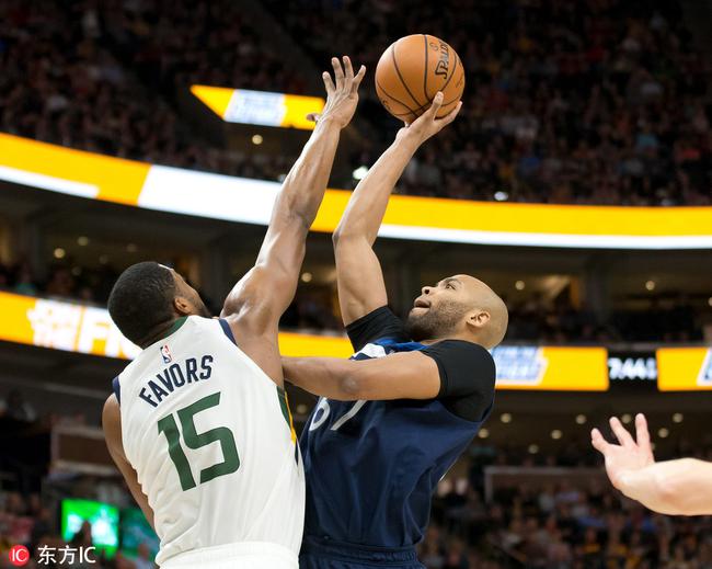  戈贝尔两双爵士主场轻取森林狼